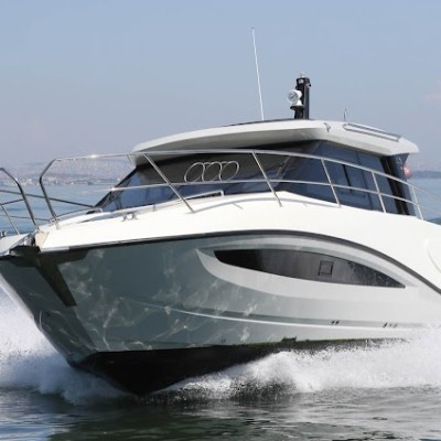 Momenta Yachts